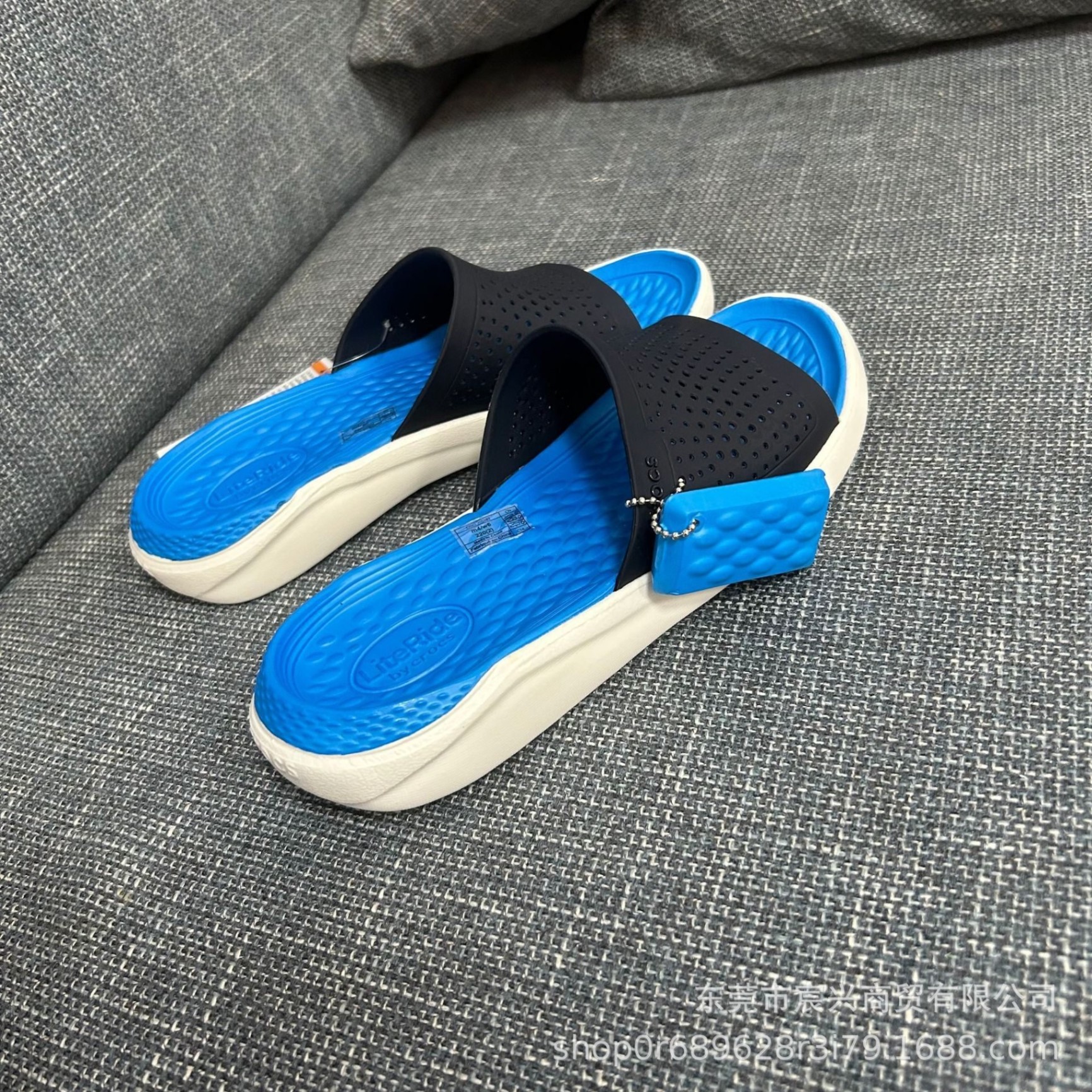 24HA306.17 - DÉP CROCS XUẤT LITERIDE