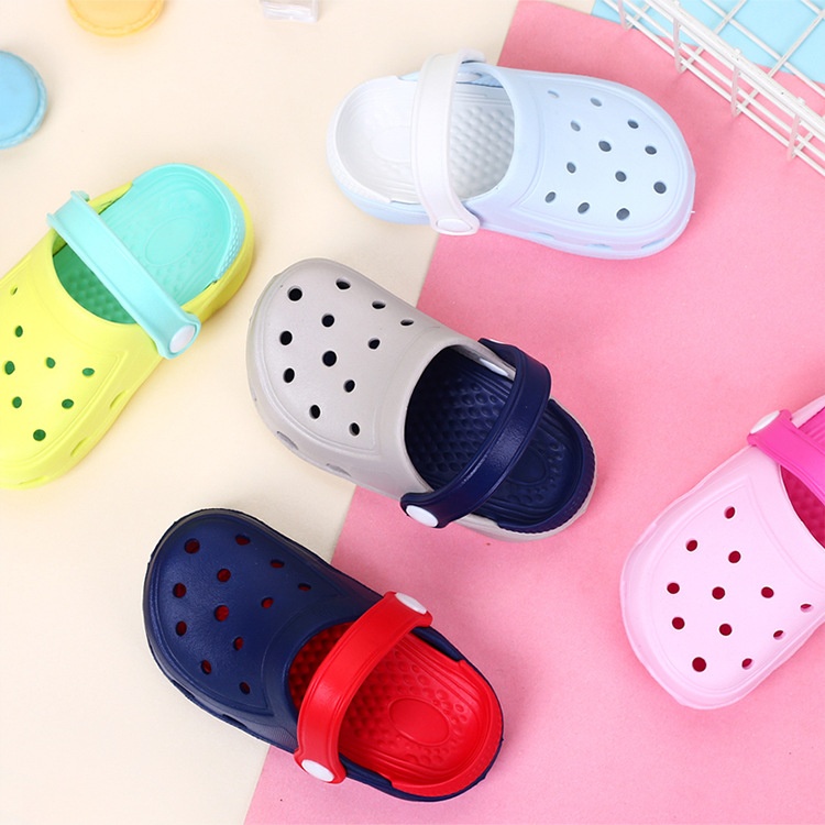 24HA17.18 - CROCS CHO BÉ TRAI BÉ GÁI