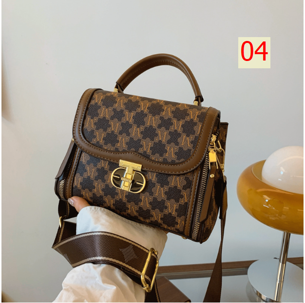 24HA27.16 - TÚI XÁCH ĐEO CHÉO NỮ