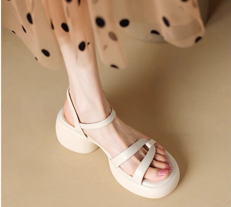 24HA47.24 - SANDAL QUẢNG CHÂU CAO CẤP