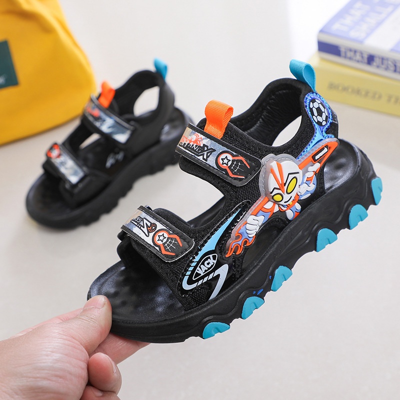 24HA47.22 - SANDAL ULTRAMAN BÉ TRAI