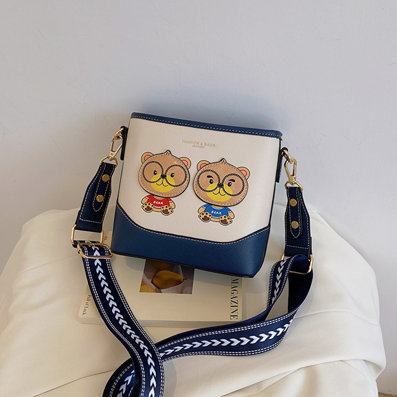 24HA117.02 - TÚI TOTE BEIBAOBAO MINI