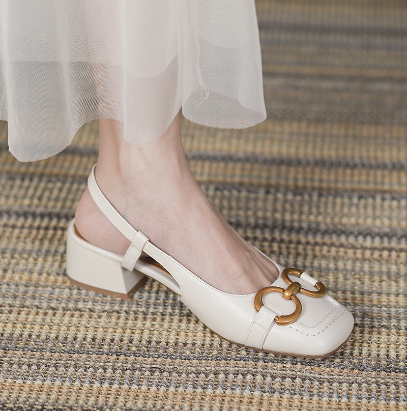 24HA127.12 - GIÀY SANDAL MŨI VUÔNG RETRO