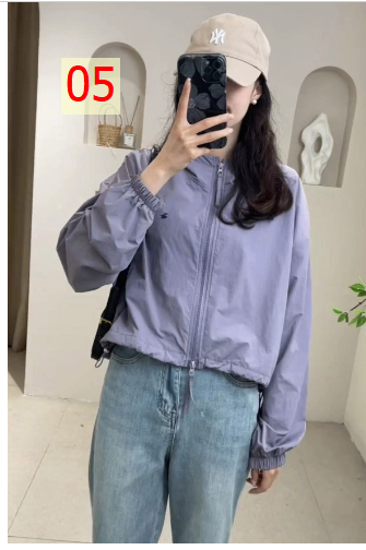 24HA127.21 - KHOÁC GIÓ MỎNG NỮ