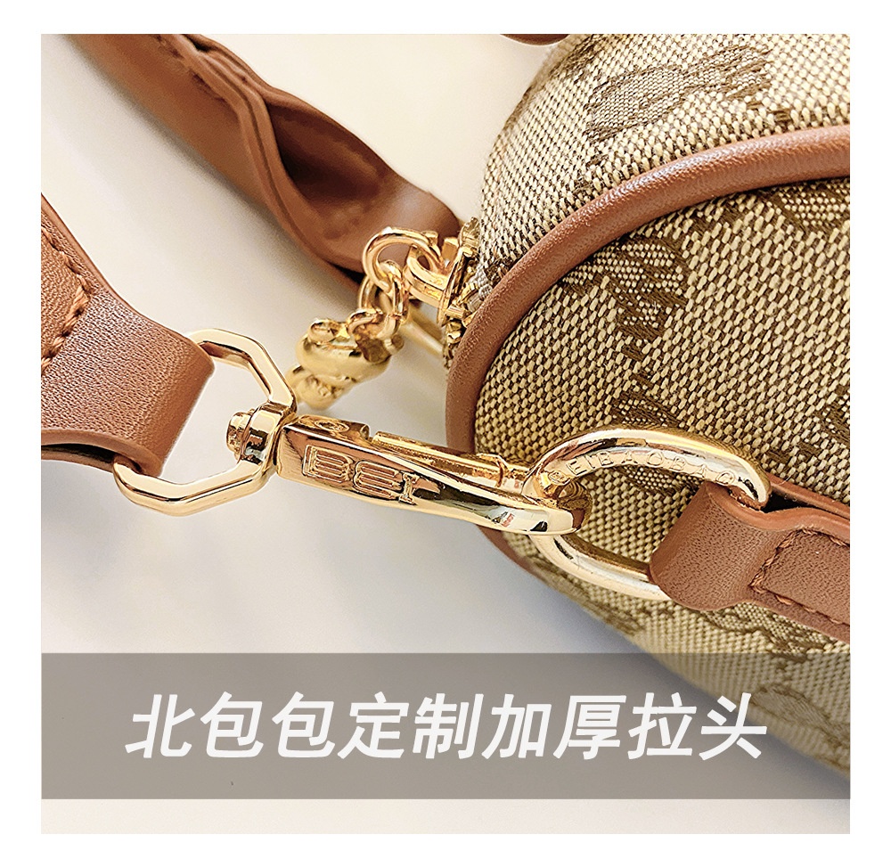24HA137.12 - TÚI XÁCH GẤU CHÍNH HÃNG BEIBAOBAO