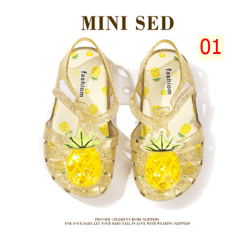 24HA137.23 - GIÀY NHỰA THƠM MINISED BÉ GÁI