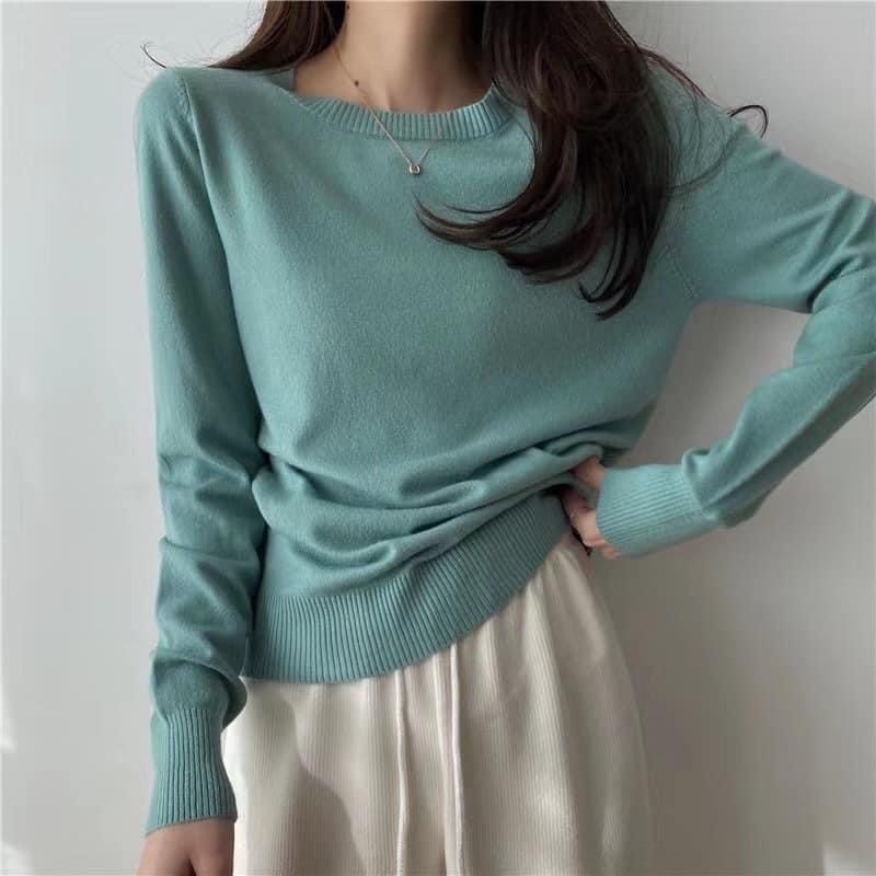 24HA217.19 - ÁO LEN UNIQLO