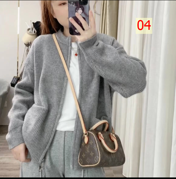 24HA217.12 - ÁO KHOÁC LEN NỮ