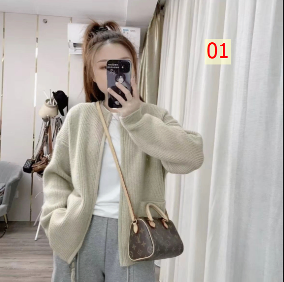24HA217.12 - ÁO KHOÁC LEN NỮ