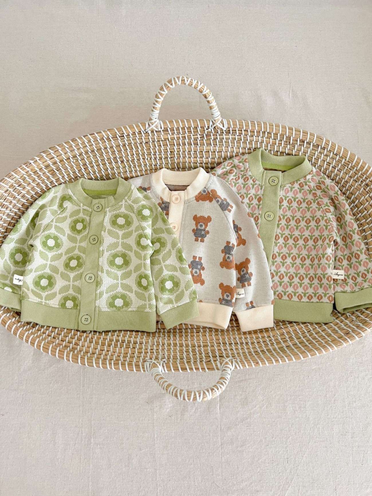 24HA267.24 - ÁO CARDIGAN LEN SIZE NHÍ CHO BÉ