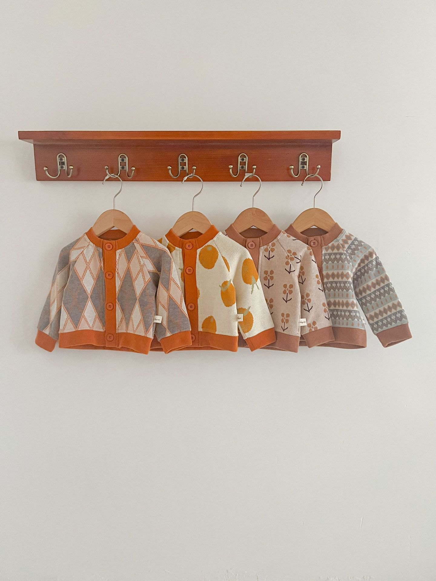 24HA267.24 - ÁO CARDIGAN LEN SIZE NHÍ CHO BÉ