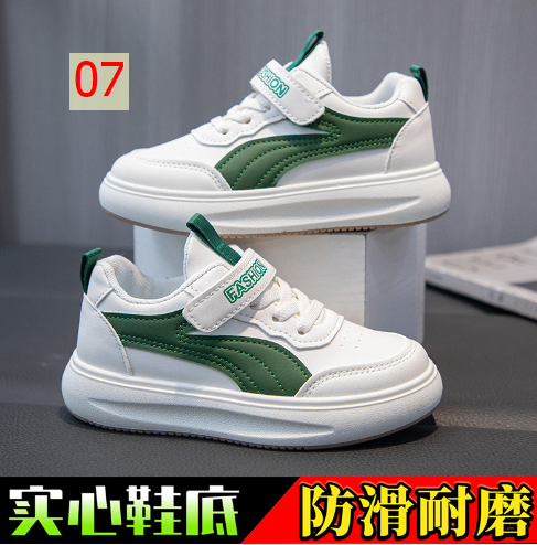 24HA287.17 - GIÀY THỂ THAO BÉ TRAI