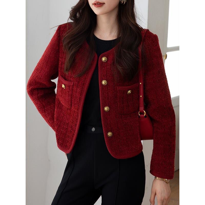 24HA287.26 - ÁO DẠ ĐỎ TRẦN TRÁM