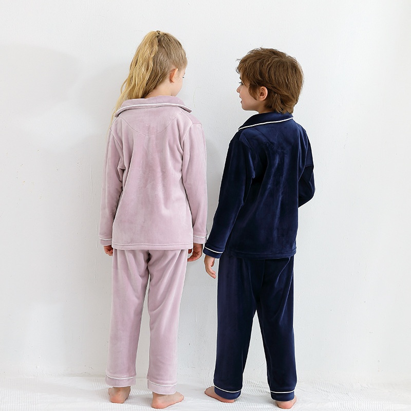 24HA317.14 - BỘ PIZAMA NHUNG MAMDADKIDS MẸ CON
