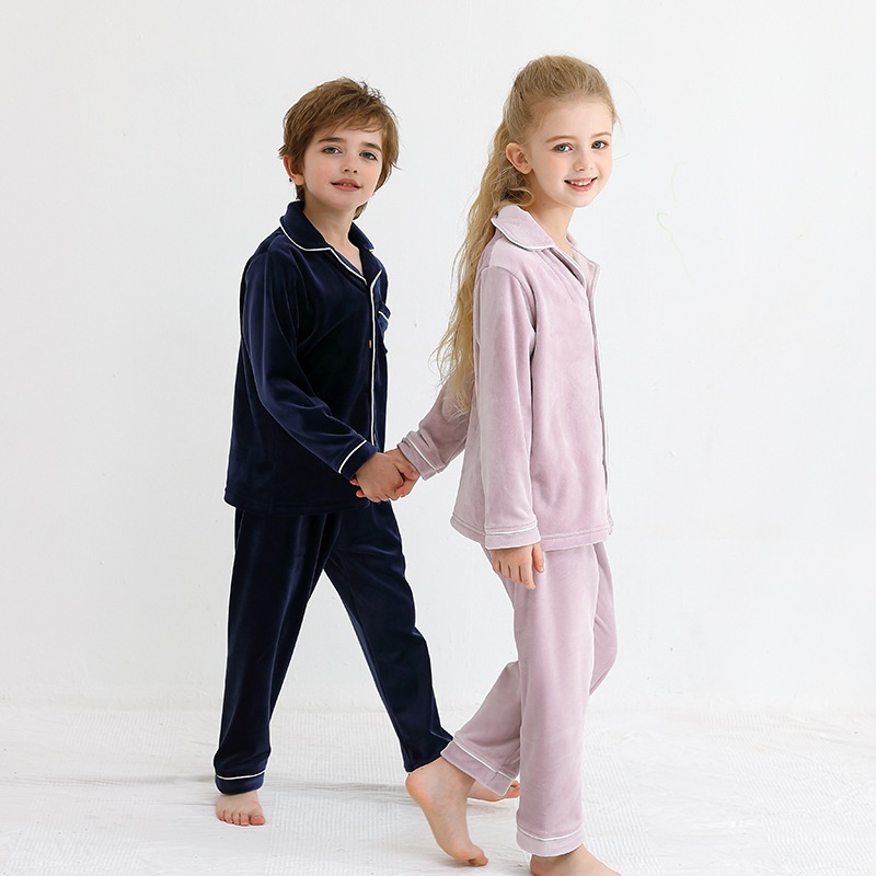 24HA317.14 - BỘ PIZAMA NHUNG MAMDADKIDS MẸ CON