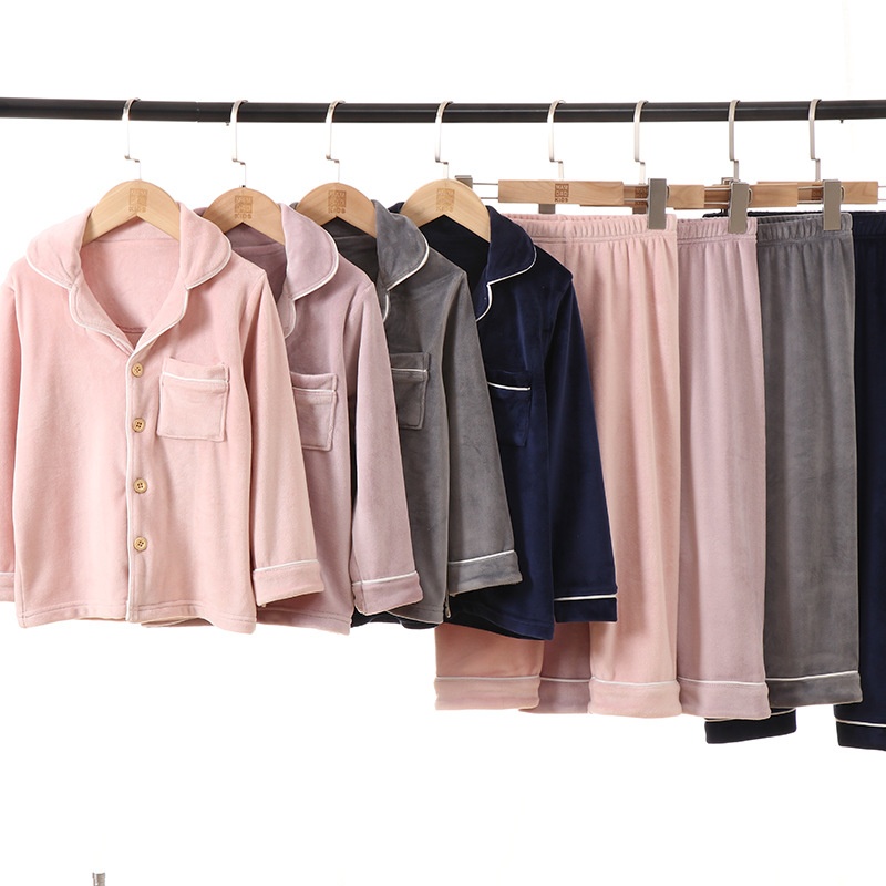 24HA317.14 - BỘ PIZAMA NHUNG MAMDADKIDS MẸ CON