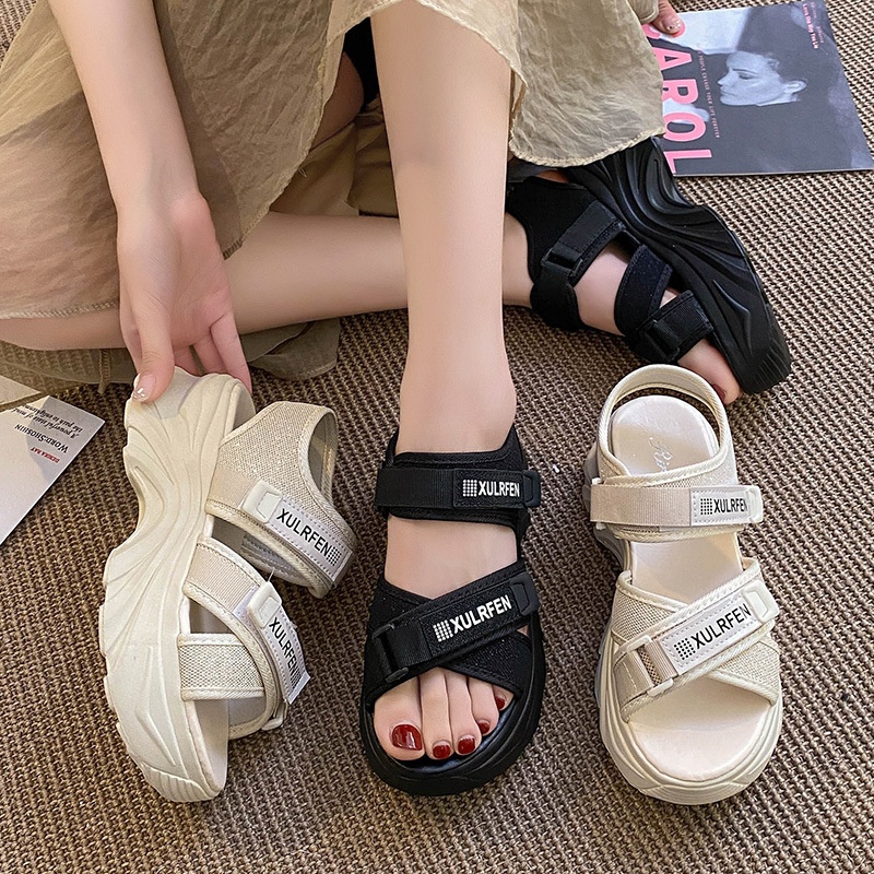 24HA38.07 - SANDAL ĐẾ CAO CHO NỮ