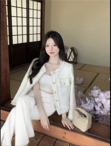 24HA48.12 - ÁO DẠ NỮ TRẮNG