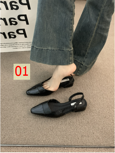 24HA68.12 - GIÀY SANDAL MŨI NHỌN ĐẾ THẤP