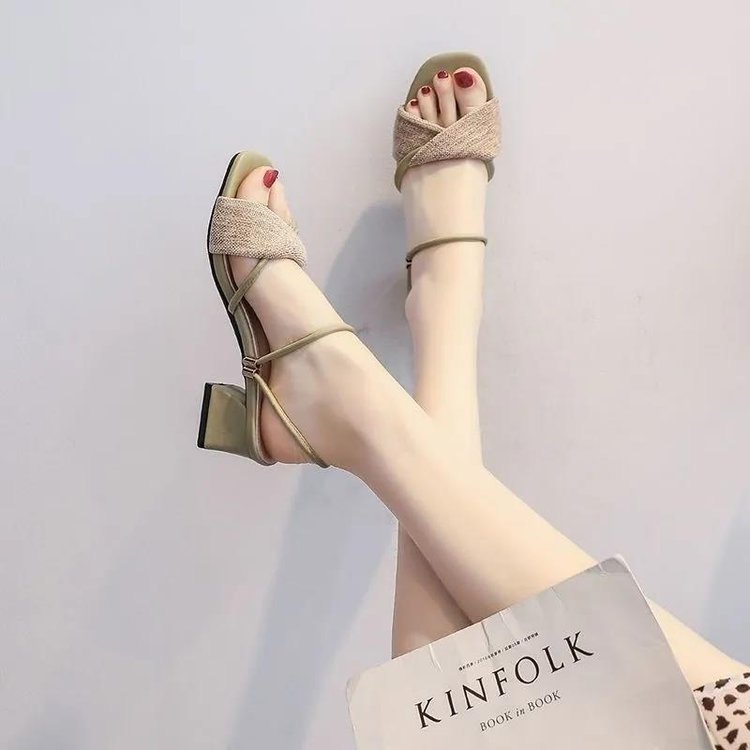 24HA118.11 - SANDAL GÓT VUÔNG PHỐI DẠ