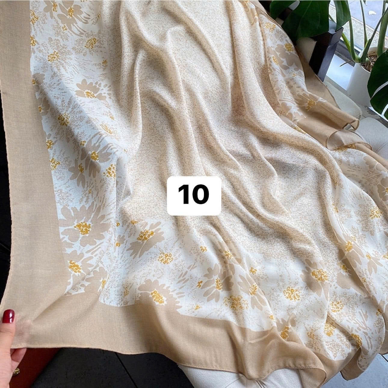 24HA188.24 - KHĂN LỤA CAO CẤP