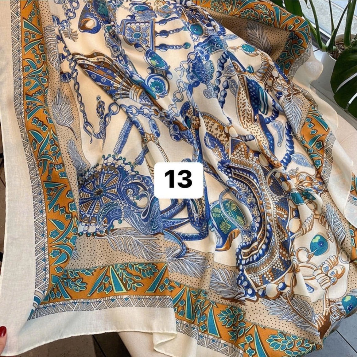 24HA188.24 - KHĂN LỤA CAO CẤP