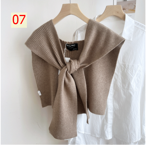 24HA208.19 - KHĂN CHOÀNG THUỶ THỦ