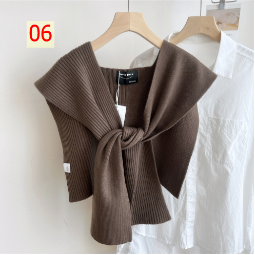 24HA208.19 - KHĂN CHOÀNG THUỶ THỦ