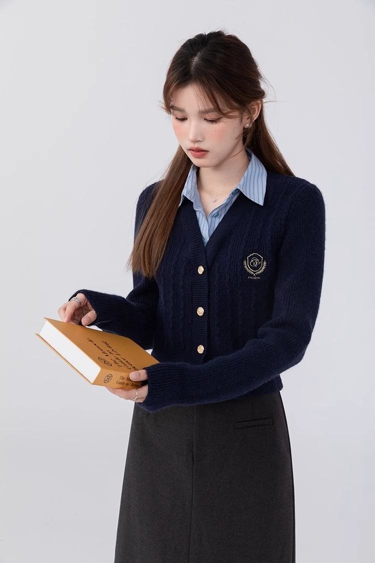 24HA228.11 - CARDIGAN LEN CỔ SƠ MI NỮ