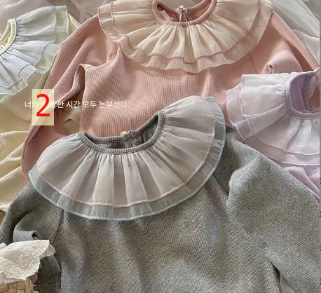 24HA238.30 - ÁO THU ĐÔNG BÉ GÁI CỔ VOAN BÈO XINH YÊU