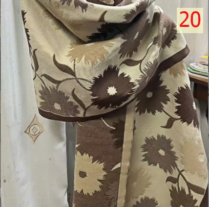 24HA248.23 - KHĂN CHOÀNG CHO NỮ