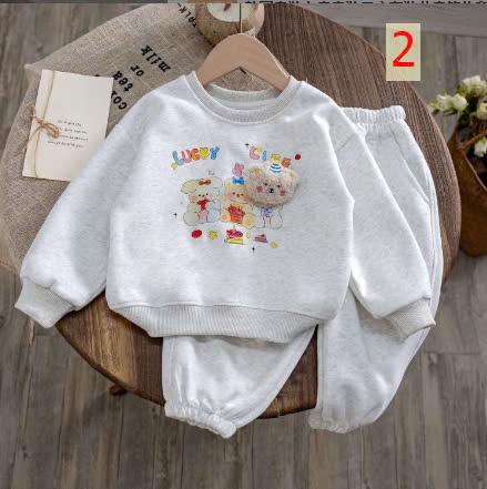 24HA258.25 - BỘ NỈ BÉ GÁI LUCKY