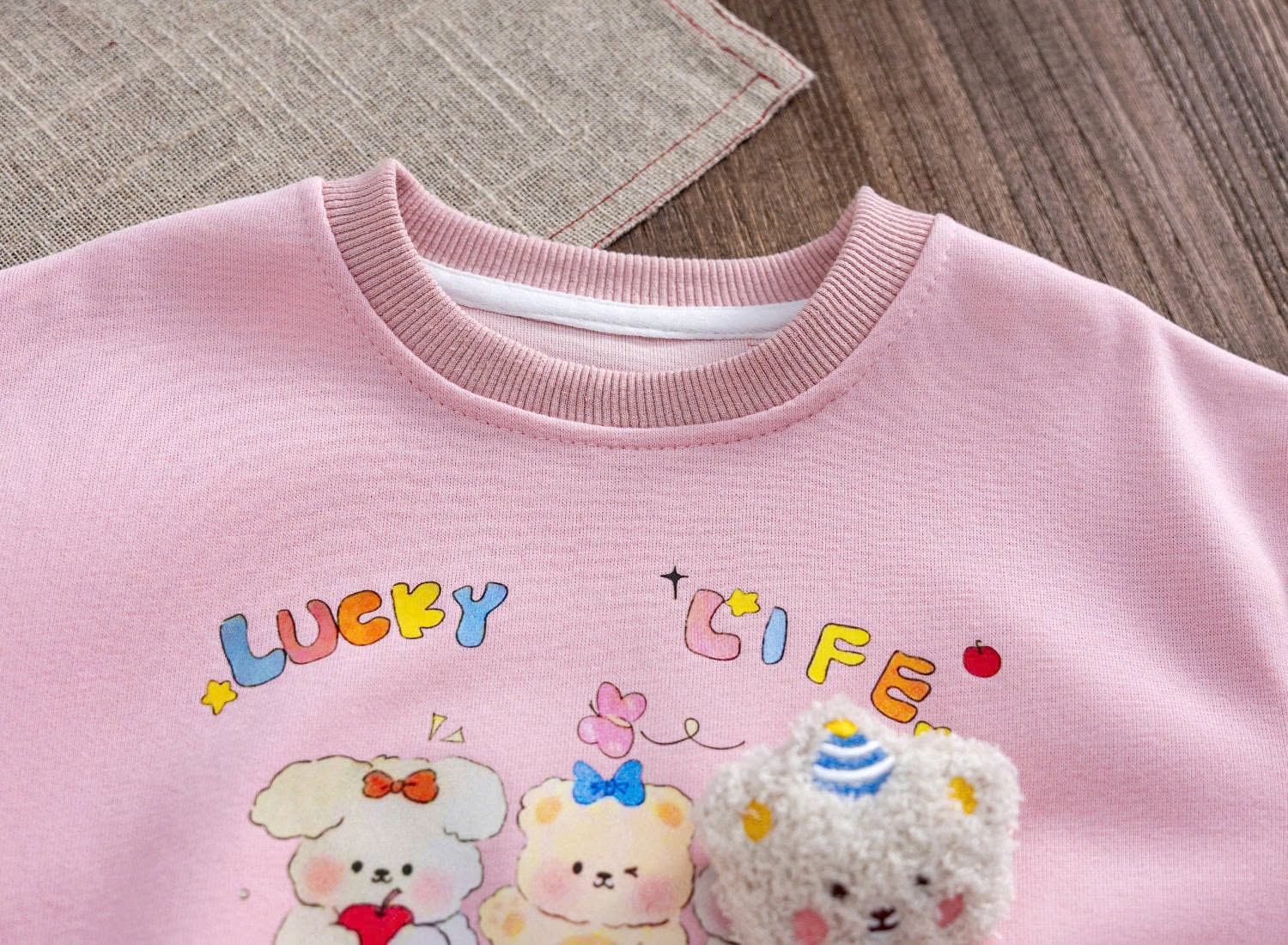 24HA258.25 - BỘ NỈ BÉ GÁI LUCKY