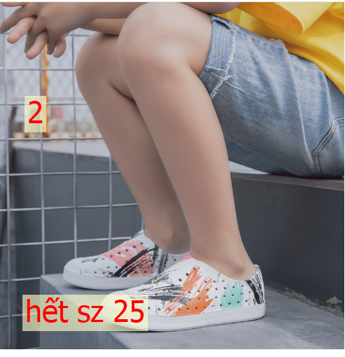 24HA268.32 - GIÀY ĐI MƯA NATIVE CHO BÉ