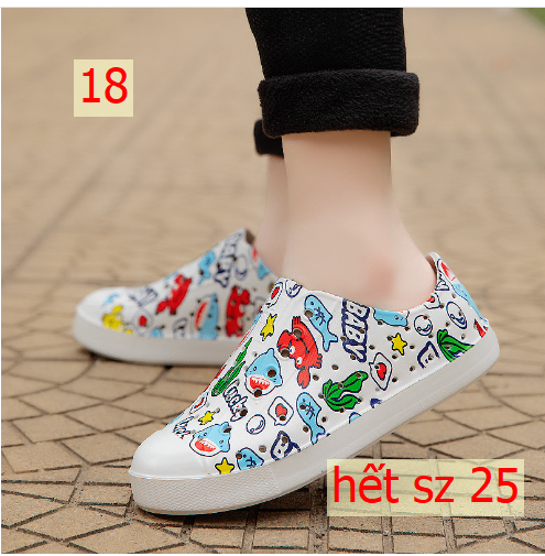 24HA268.32 - GIÀY ĐI MƯA NATIVE CHO BÉ