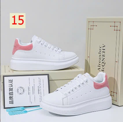 24HA278.18 - GIÀY THỂ THAO ĐỘN ĐẾ