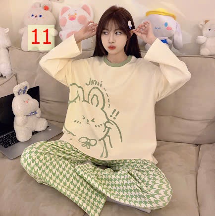 24HA288.01 - BỘ THU ĐÔNG MẶC NHÀ NỮ
