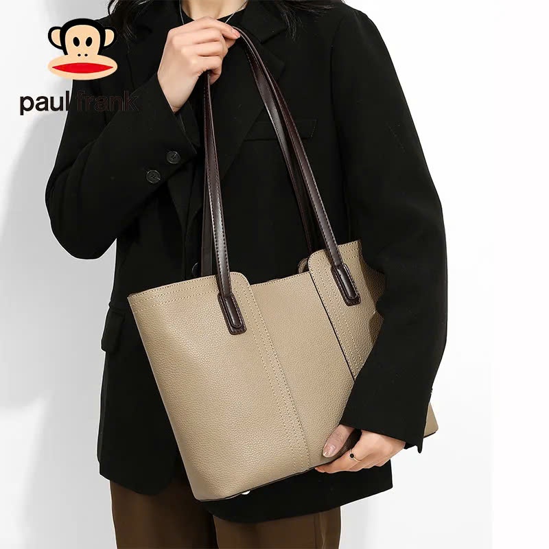 24HA288.20 - Túi paul frank