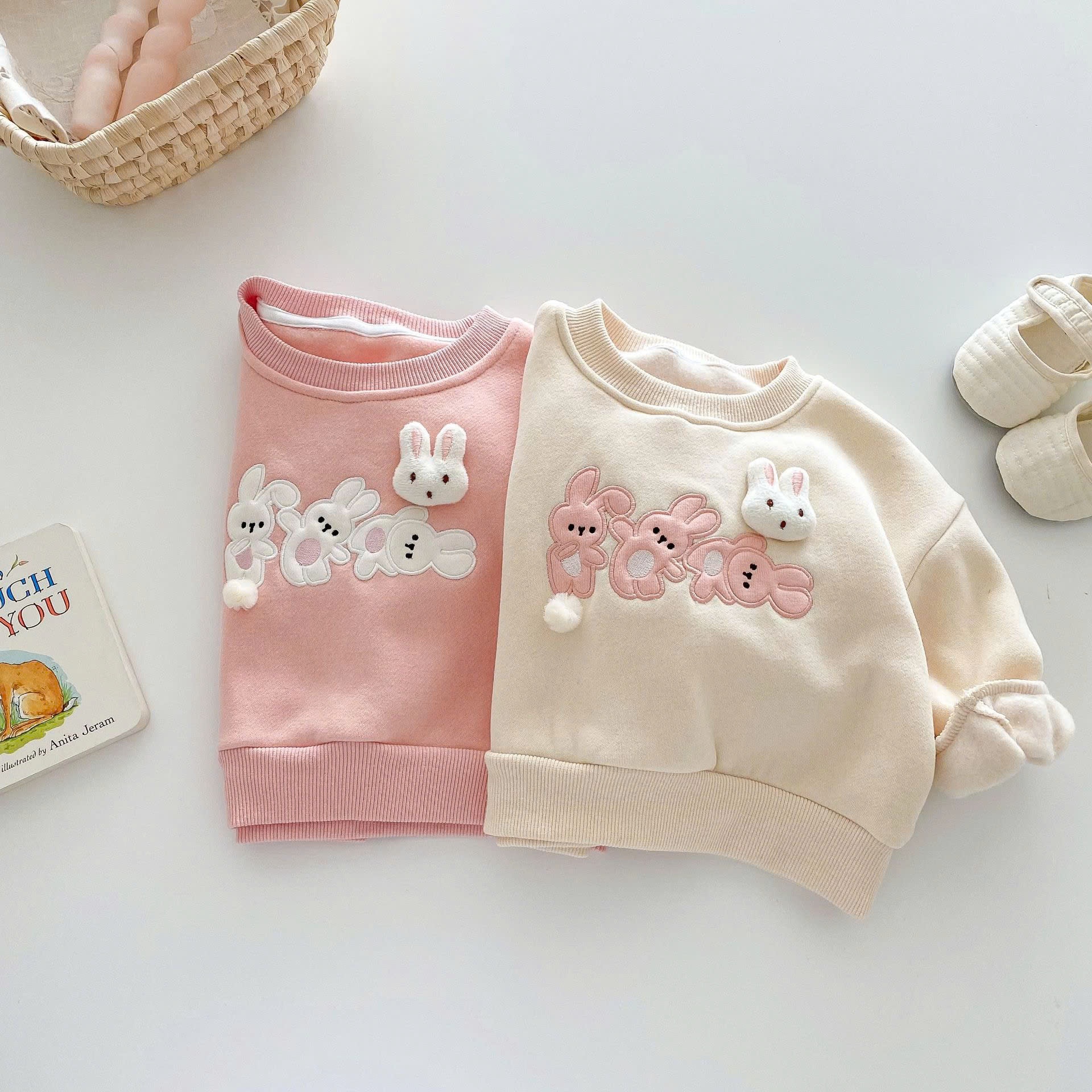 24HA308.16 - ÁO NỈ THỎ HỒNG CUTE CHO BÉ