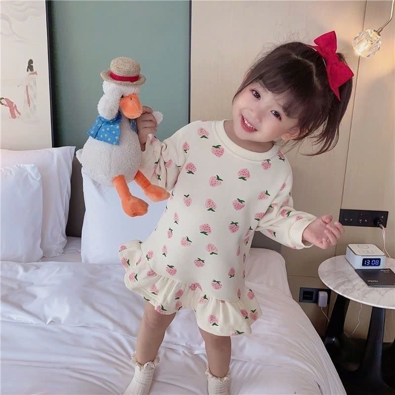 24HA308.01 - VÁY NỈ THU ĐÔNG BÉ GÁI