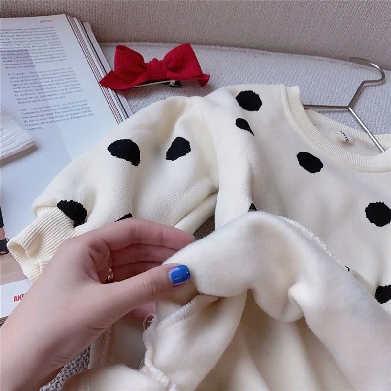 24HA308.01 - VÁY NỈ THU ĐÔNG BÉ GÁI