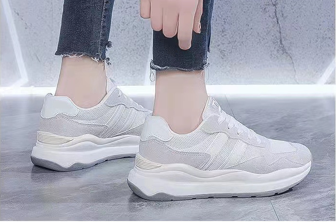 24HA39.25 - GIÀY THỂ THAO NỮ