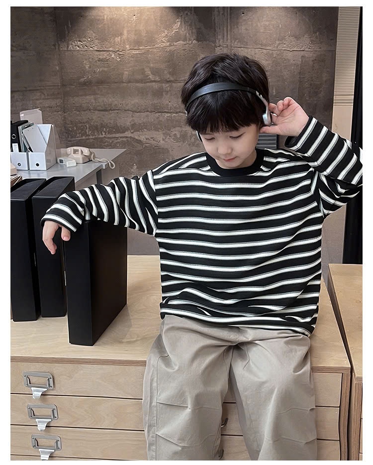 24HA49.10 - ÁO THUN KẺ CHO BÉ HÃNG AOAOKIDS