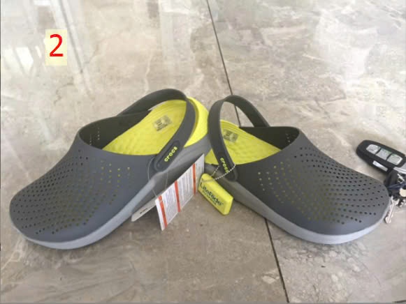 24HA89.31 - SỤC CROCS NAM NỮ