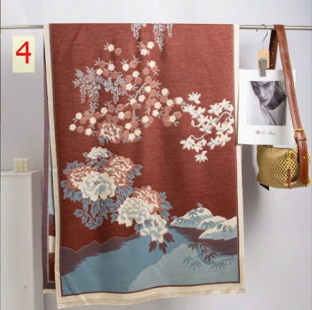 24HA89.06 - KHĂN CHOÀNG CỔ CAO CẤP