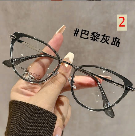 24HA89.05 - KÍNH MẮT MÈO