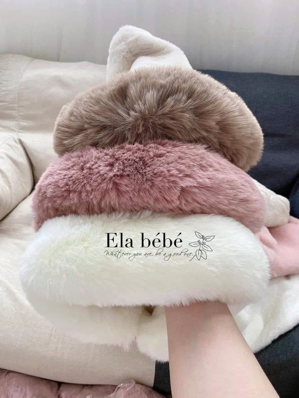 24HA109.05 - CHOÀNG DẠ CỔ LÔNG BÉ GÁI