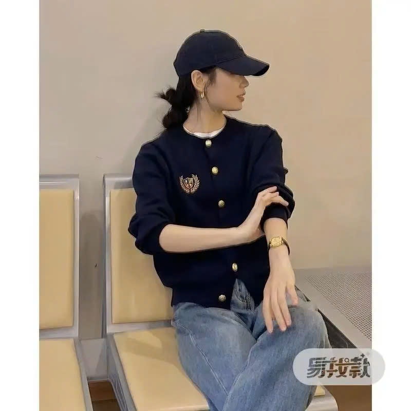 24HA109.03 - CARDIGAN LEN 2 MÀU CHO NỮ