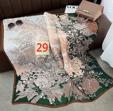 24HA169.10 - KHĂN LỤA CHOÀNG QUẢNG CHÂU