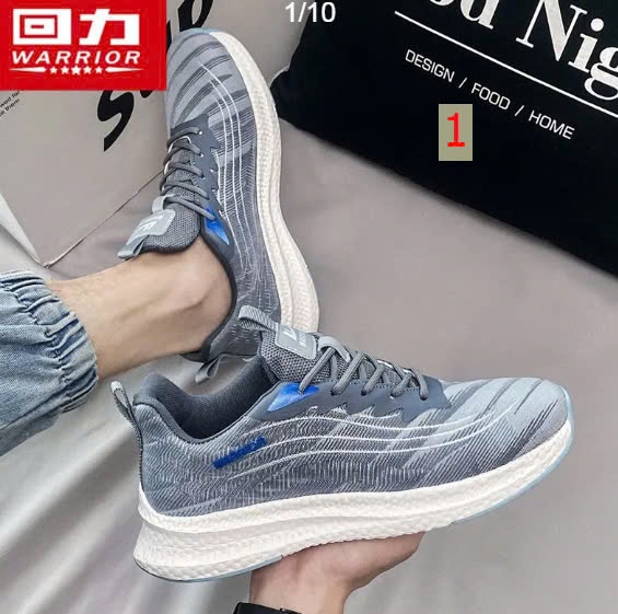 24HA199.32 - GIÀY THỂ THAO WARRIOR NAM